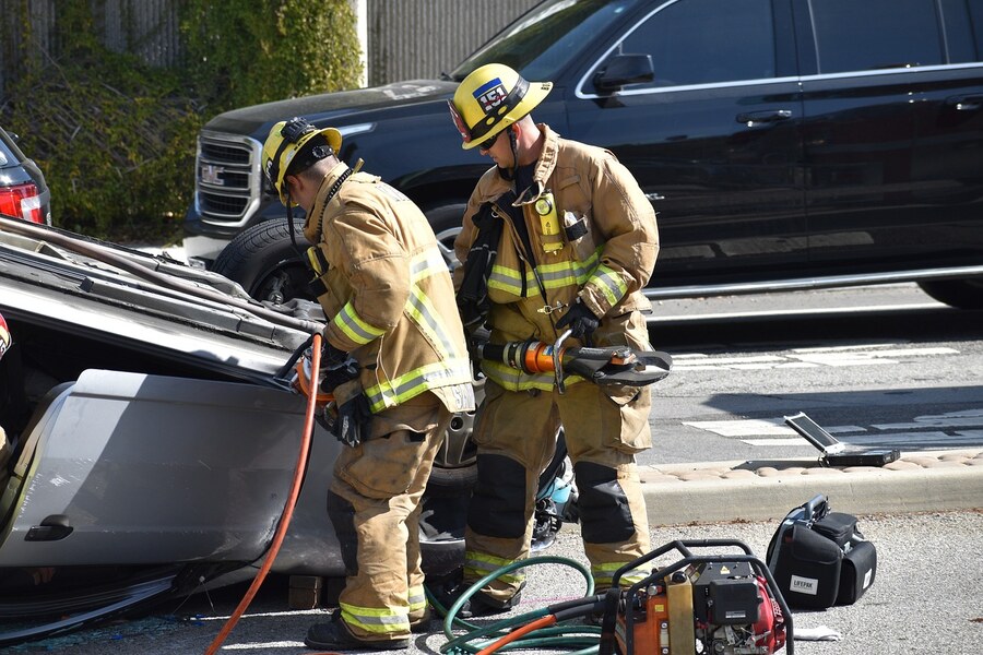 Calculating the financial loss of earnings incurred after an accident.